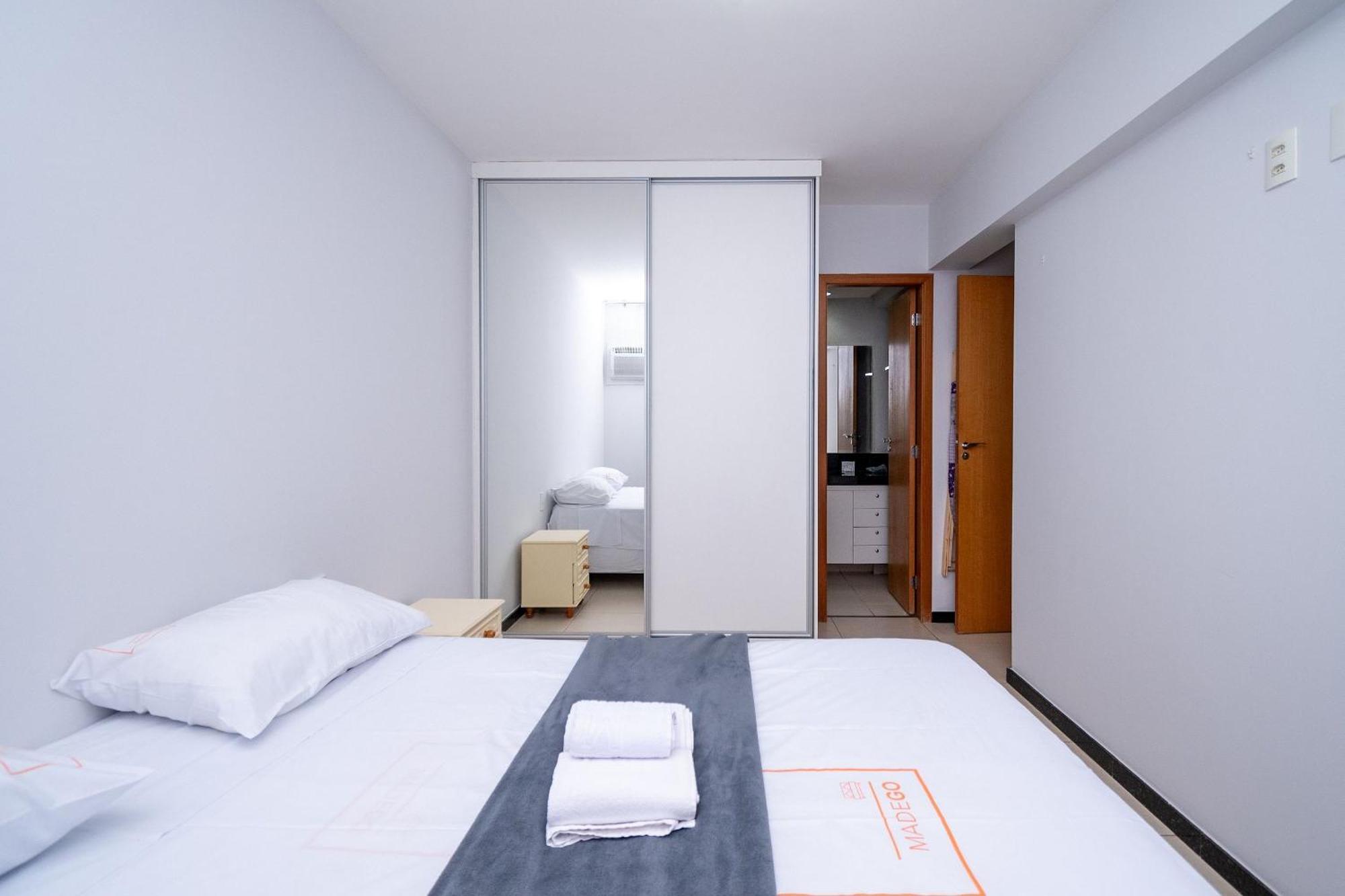Pde - Apartamentos Proximos Do Centro 戈亚尼亚 外观 照片