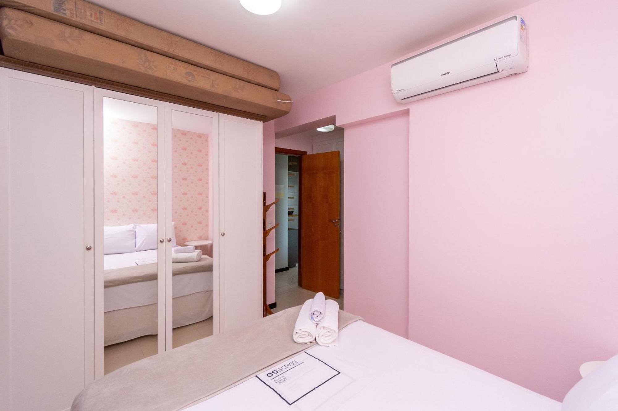 Pde - Apartamentos Proximos Do Centro 戈亚尼亚 外观 照片