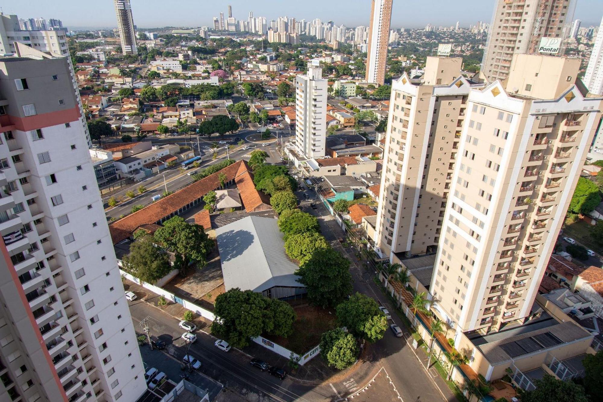 Pde - Apartamentos Proximos Do Centro 戈亚尼亚 外观 照片